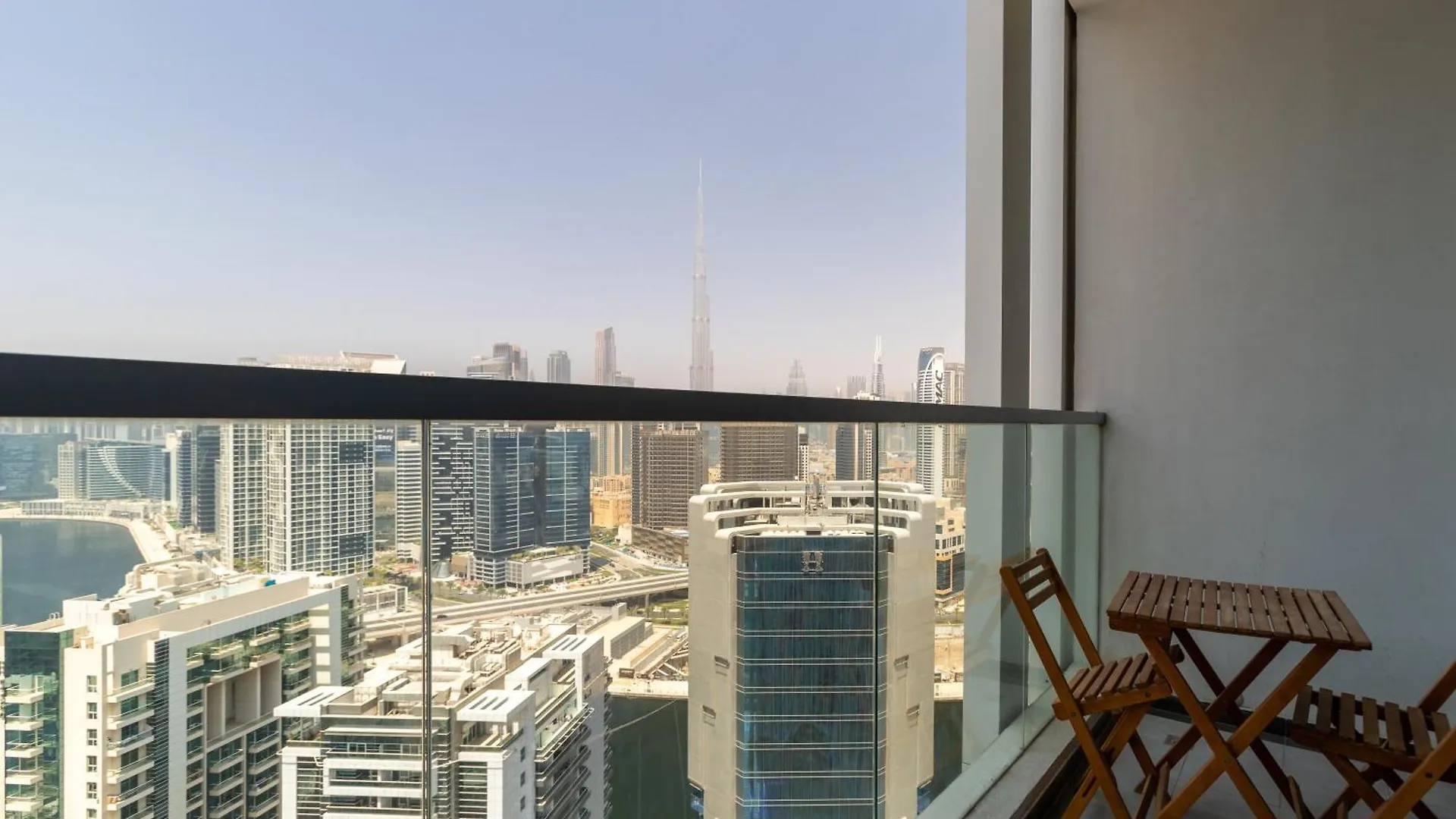 High Floor Studio With Burj Khalifa And Skyline View Apartment Dubai