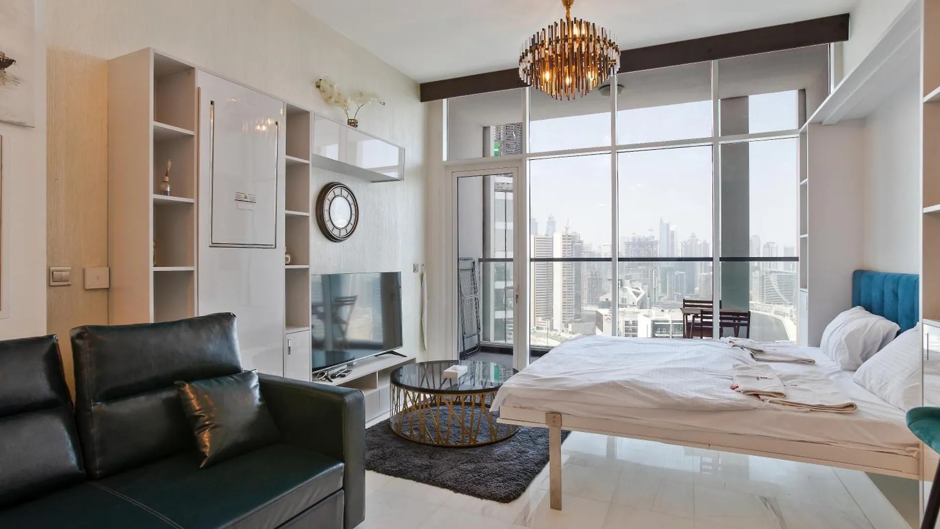 High Floor Studio With Burj Khalifa And Skyline View Apartment Dubai