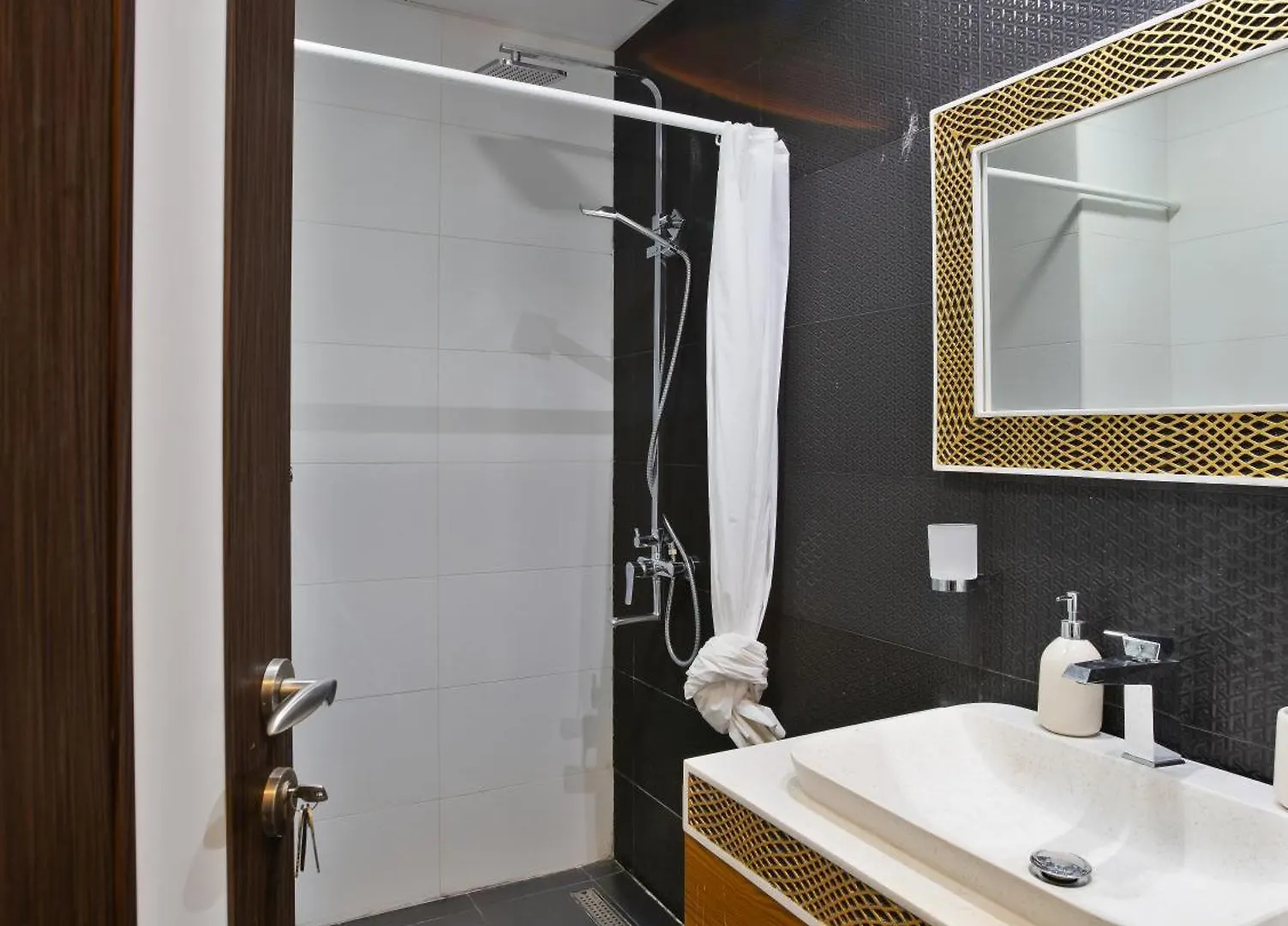 High Floor Studio With Burj Khalifa And Skyline View Apartment Dubai